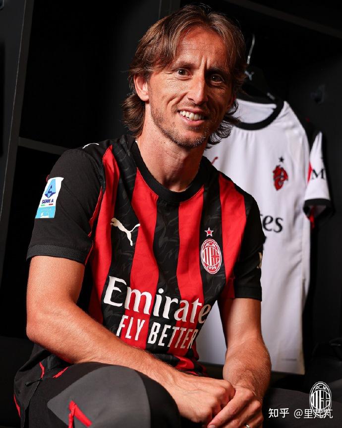 邮报：曼联帅位是烫手山芋，但格拉斯纳会相信自己能扭转局面