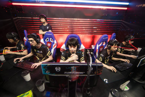 灵活走位和 灵活走位和