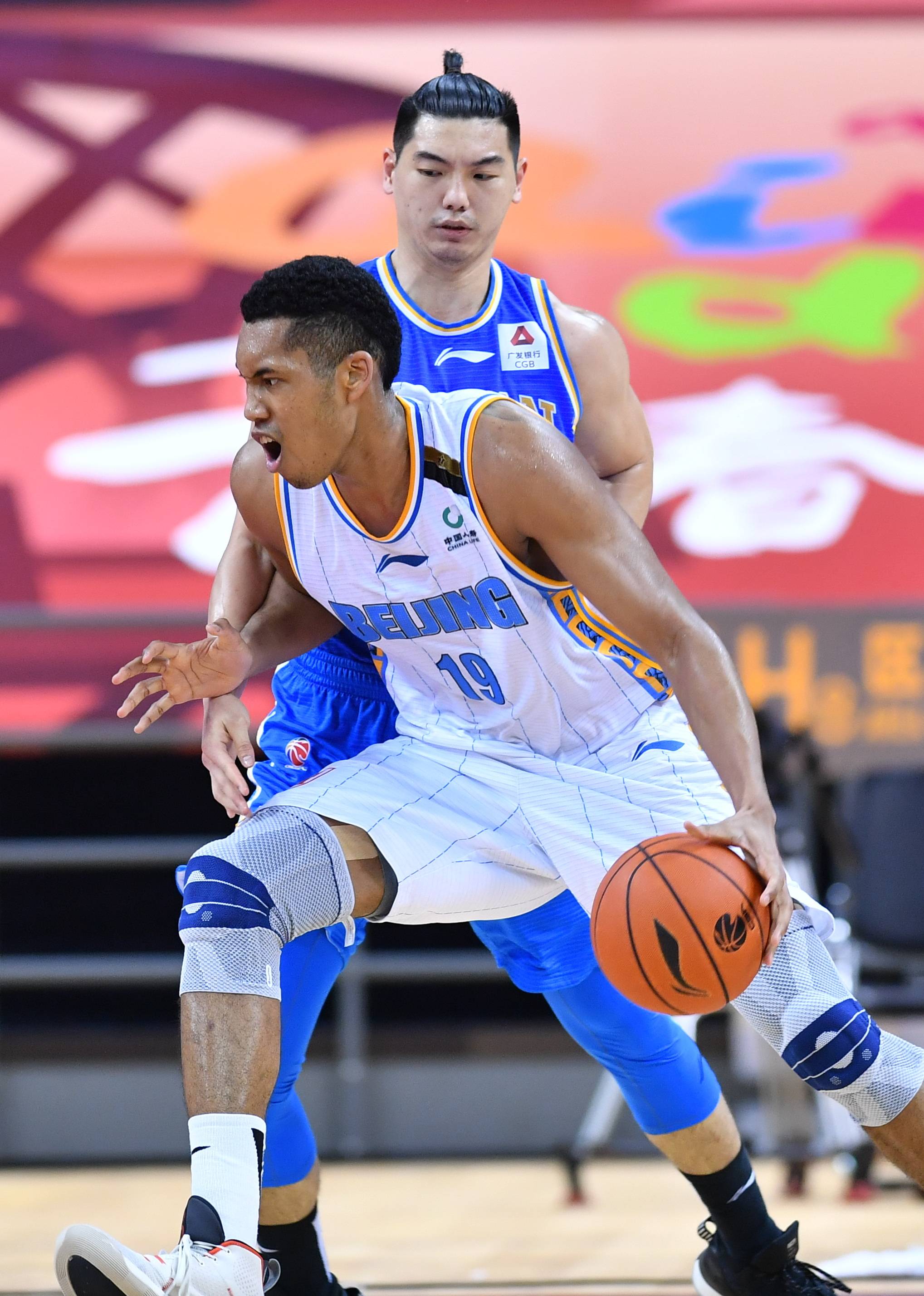 影响力将直 影响力将直