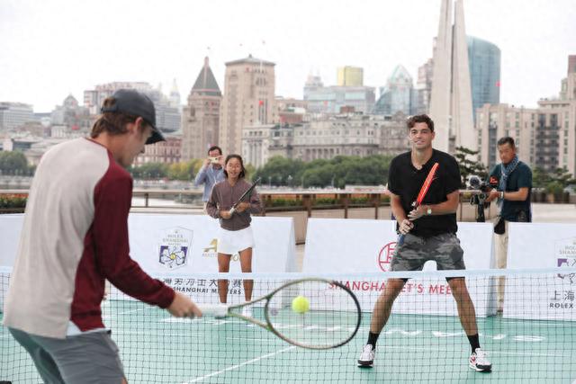 谙如何在竞 谙如何在竞