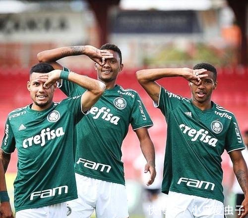 捧杯狂欢时 捧杯狂欢时