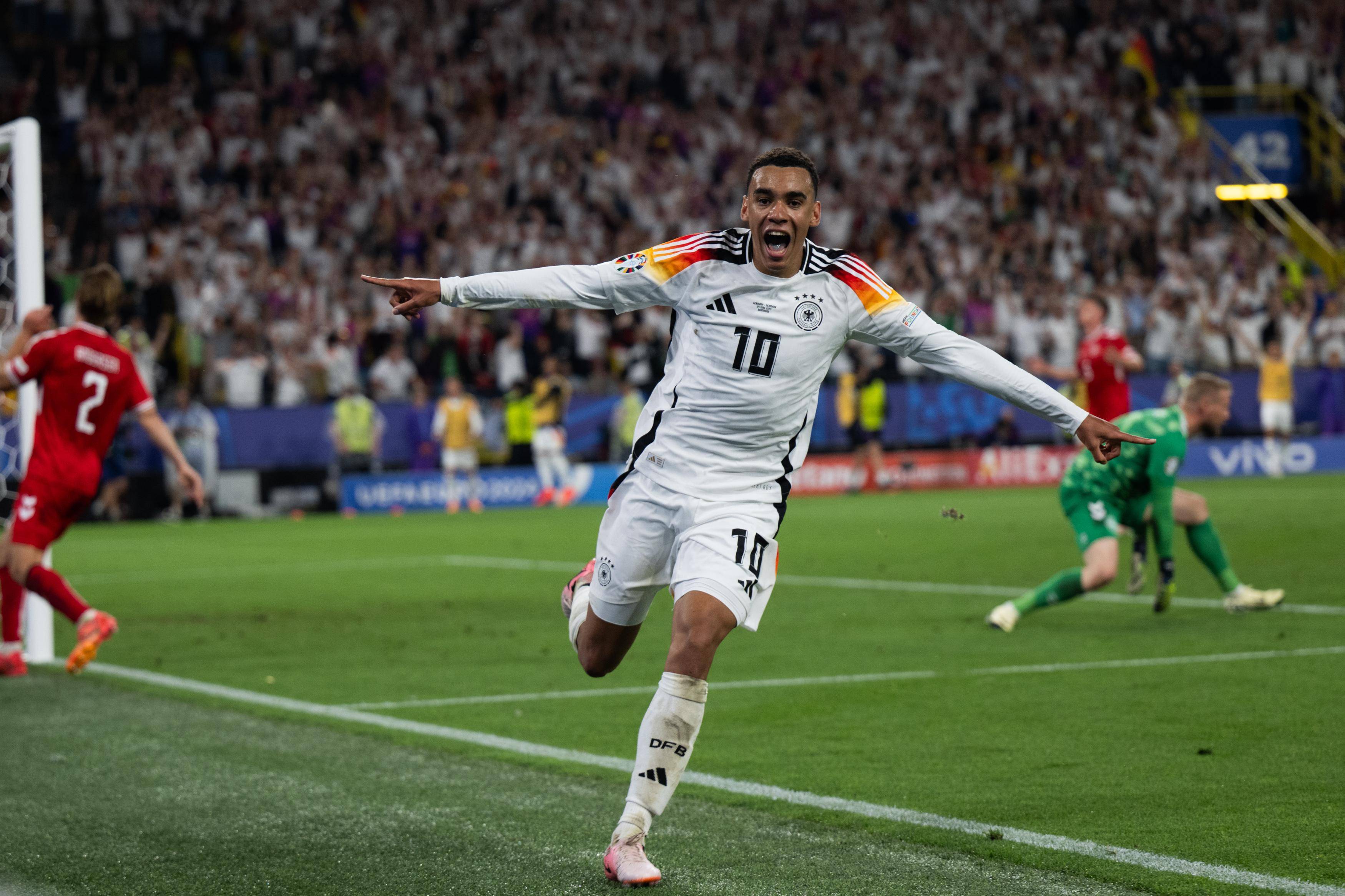 斯瓦泰克的 斯瓦泰克的